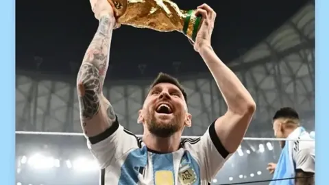 “唐天翼左脚巧射破网，国足领先；中国男足巴林集结，备战世预赛18强”